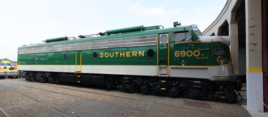 SOU EMD E8 #6900, North Carolina Transportation Museum