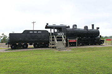 Dierks Lumber #360, Queen Wilhelmina Inn