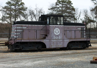 OW GE 44-Ton Switcher #104, Southeastern Railway Museum
