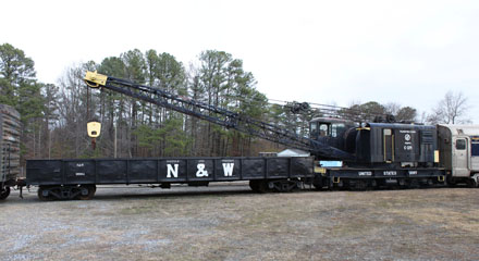US DiesElectric Crane #C-271, Southeastern Railway Museum