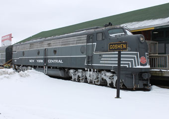 NYC EMD E8 #4085, National NYC Museum