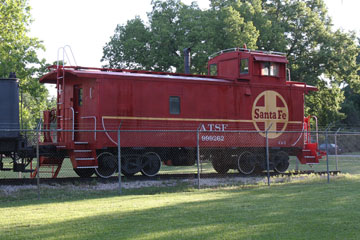 ATSF CE-1 steel Caboose #999262, Emporia
