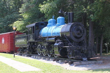 Elkin & Alleghany #100, Littleton