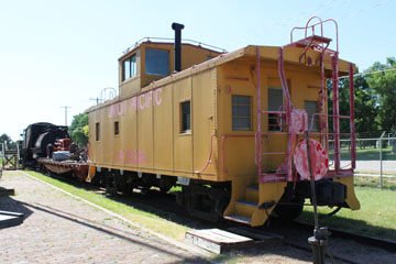 UP CA-6 Steel Cupola Caboose #25396, Kearney