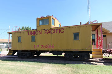 UP CA-6 Steel Cupola Caboose #25396, Kearney