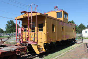 UP CA-6 Steel Cupola Caboose #25396, Kearney