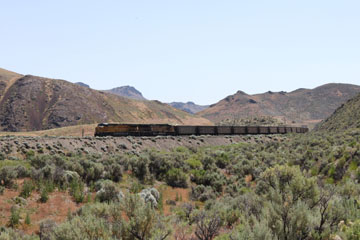 UP GE C44-60AC #6922 and GE AC4460CW #7021