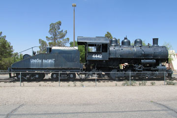 UP S-5 #4442, Henderson