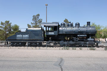 UP S-5 #4442, Henderson