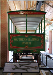 Best Friend of Charleston, Charleston