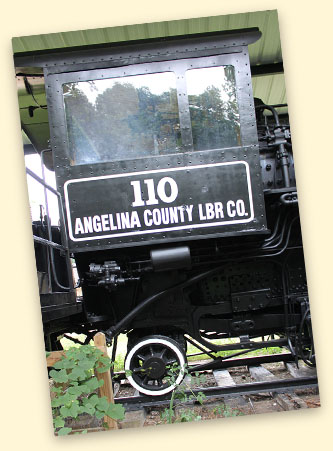 Angelina County Lumber #110, Lufkin, TX ATSF #5000, Amarillo, TX