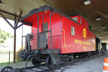 NW CF Caboose #518173, Saltville