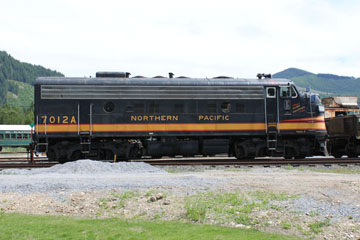 NP EMD F9 #7012, Mineral