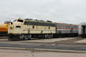 CNW EMD F7 #401, UP Cheyenne Roundhouse