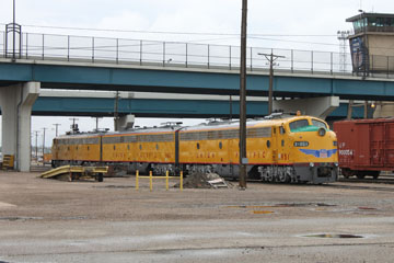 UP EMD E9 #949, #951 & #963, UP Cheyenne Roundhouse